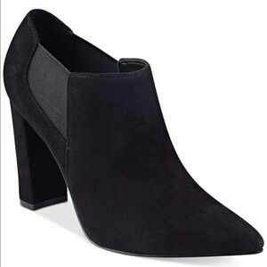 Marc Fisher Women's Mfhydra Ankle Bootie Size 8.5